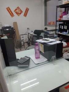 table divider for socal distancing