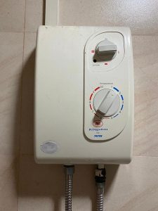 Repalce Water Heater In Sembawang Close
